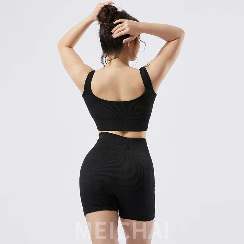Conjunto Esportivo Feminino Yoga – Top Cropped e Shorts Sem Costura